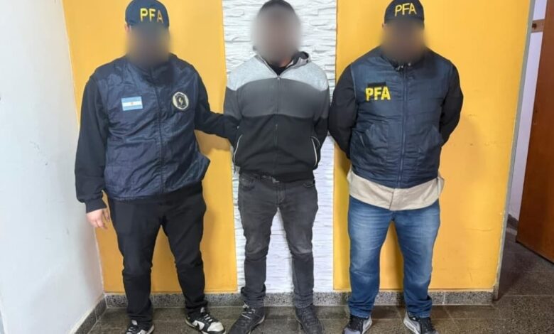 Capturan a prófugo buscado por abusar de su hijastra Capturan a prófugo buscado por abusar de su hijastra
